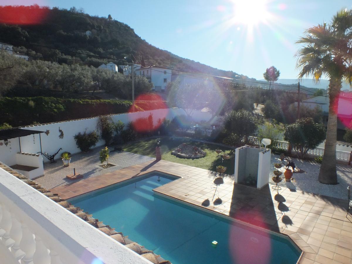 Kayenne Holiday Rentals Iznájar Dış mekan fotoğraf