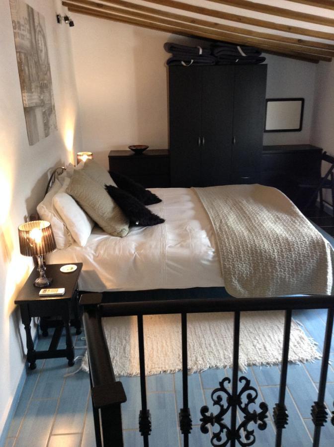 Kayenne Holiday Rentals Iznájar Dış mekan fotoğraf